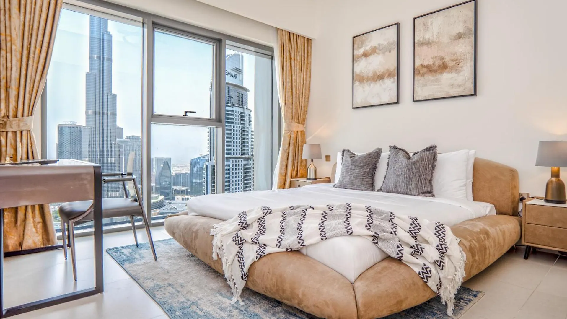 Easygo - 3Br & Maid With Full Burj Khalifa And Fountain View Burj Royale Dw Apartment Dubai 0*,  United Arab Emirates