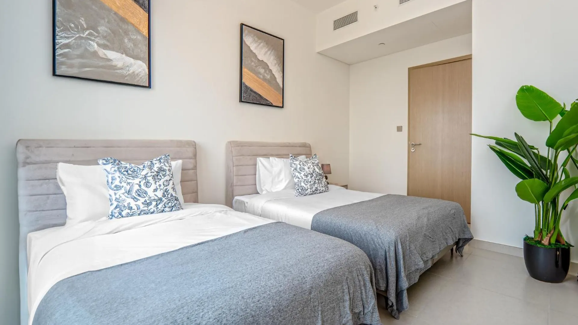 Easygo - 3Br & Maid With Full Burj Khalifa And Fountain View Burj Royale Dw Apartment Dubai